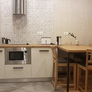 Street Apartment